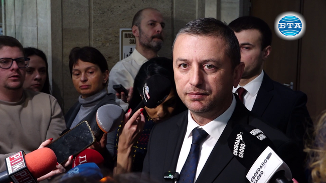 "Възраждане“ отново внесе проект на мораториум за изграждане фотоволтаици върху земеделски земи -държавна и общинска собственост