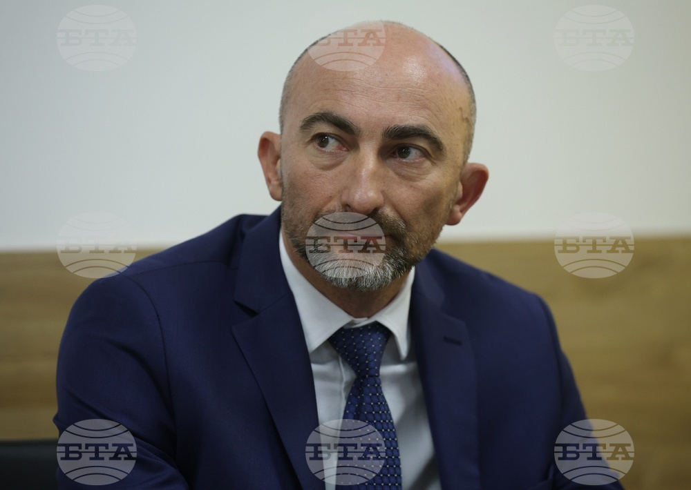 Министерство на труда и социалната политика - „Грижа в дома в община Костинброд“