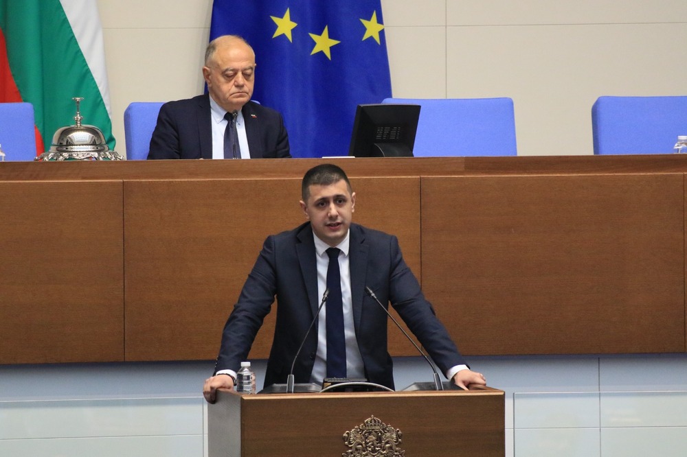 Атанас Атанасов: Финансовата стабилност на държавата е подкопана – време е за реални решения