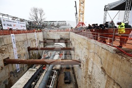 Метро - тунелопробивна машина - церемония