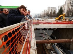 Метро - тунелопробивна машина - церемония