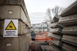 Метро - тунелопробивна машина - церемония