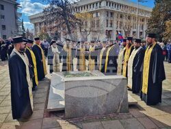 Бургас - паметник на загиналите в Руско-турската освободителна война - почит