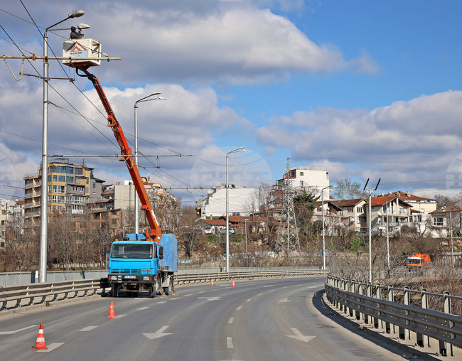До края на тази година трябва да бъде възложено техническо обследване на Аспаруховия мост във Варна