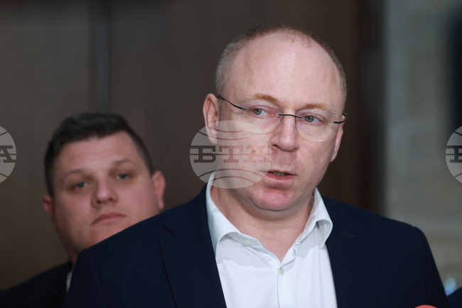 "Възраждане“ организира утре експертна кръгла маса в парламента, посветена на еврозоната 