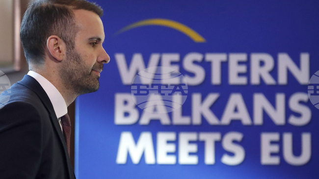 Подкрепата на Германия за членството на Черна гора в ЕС потвърждава правилния курс на страната, каза черногорският премиер в Берлин