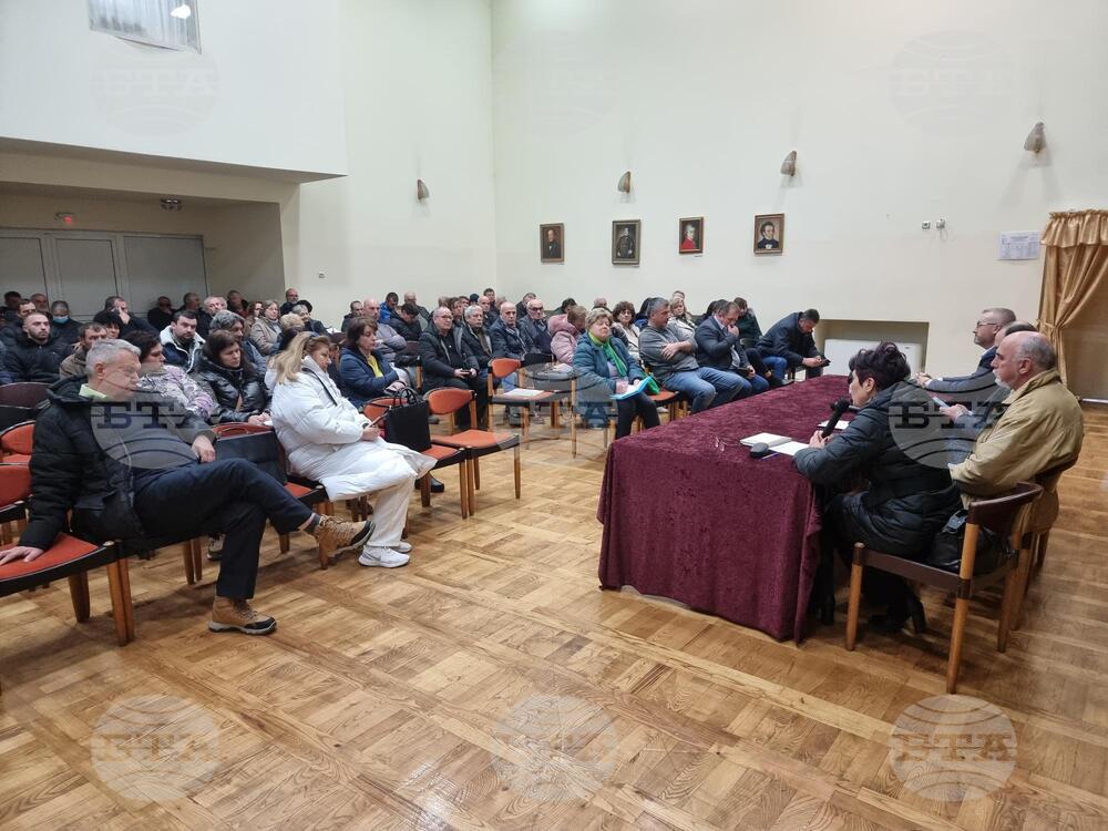 В Кюстендил се проведе среща между животновъди и институции във връзка с влошената епизоотична обстановка в страната