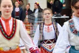 Бургас - Фолклорен танцов ансамбъл "Никола Гинов" - концерт