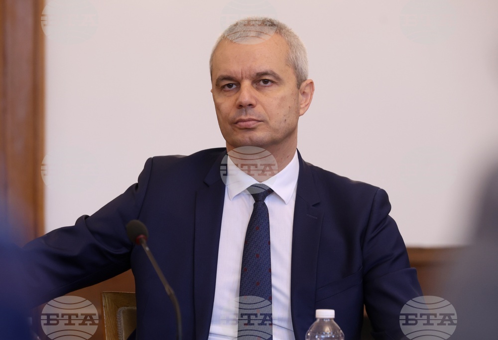 Честит национален празник, българи, написа лидерът на "Възраждане" Костадин Костадинов