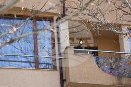 Благоевград - барикадирал се мъж