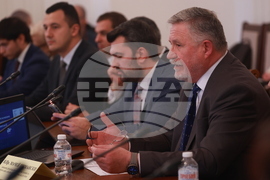 Парламент - Комисия по външна политика - Комисия по европейските въпроси и контрол на европейските фондове - съвместно заседание