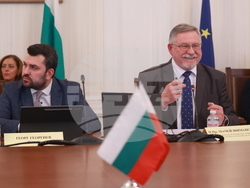 Парламент - Комисия по външна политика - Комисия по европейските въпроси и контрол на европейските фондове - съвместно заседание