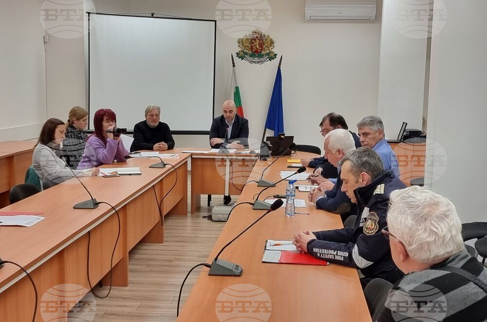 Планирани ремонти по републиканската пътна мрежа в Ямболско през 2025 г. бяха представени на заседание в Областната администрация