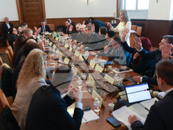 Парламент - Комисия по земеделието, храните и горите