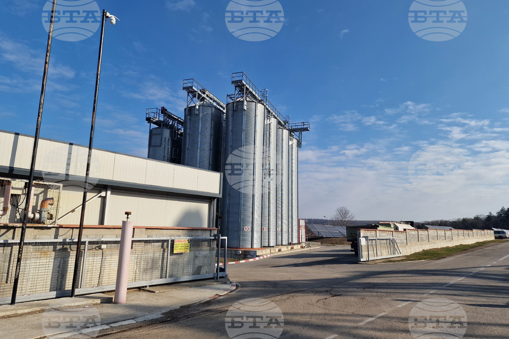 Industrial Production Index Drops 2% in January M/M