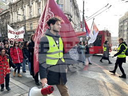  Сърбия - протест