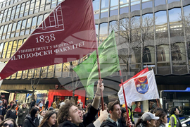  Сърбия - протест