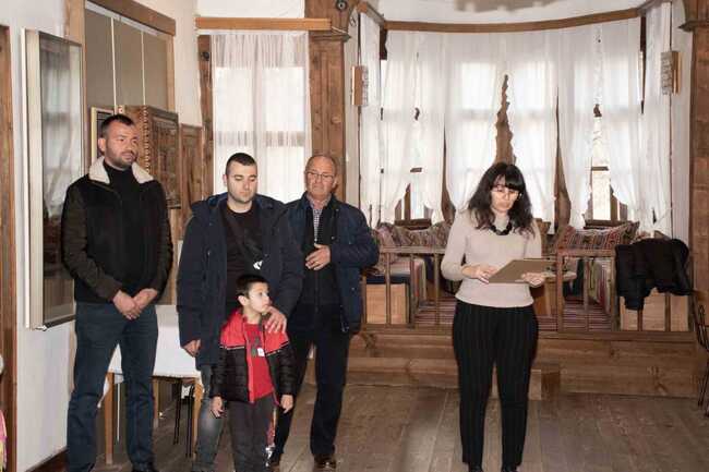 Изложба „Човекът и лекарят Александър Герчев“ е открита в Историческия музей в Етрополе 