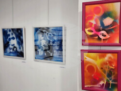 Ямбол - „Светлини и сенки в синьото" - изложба