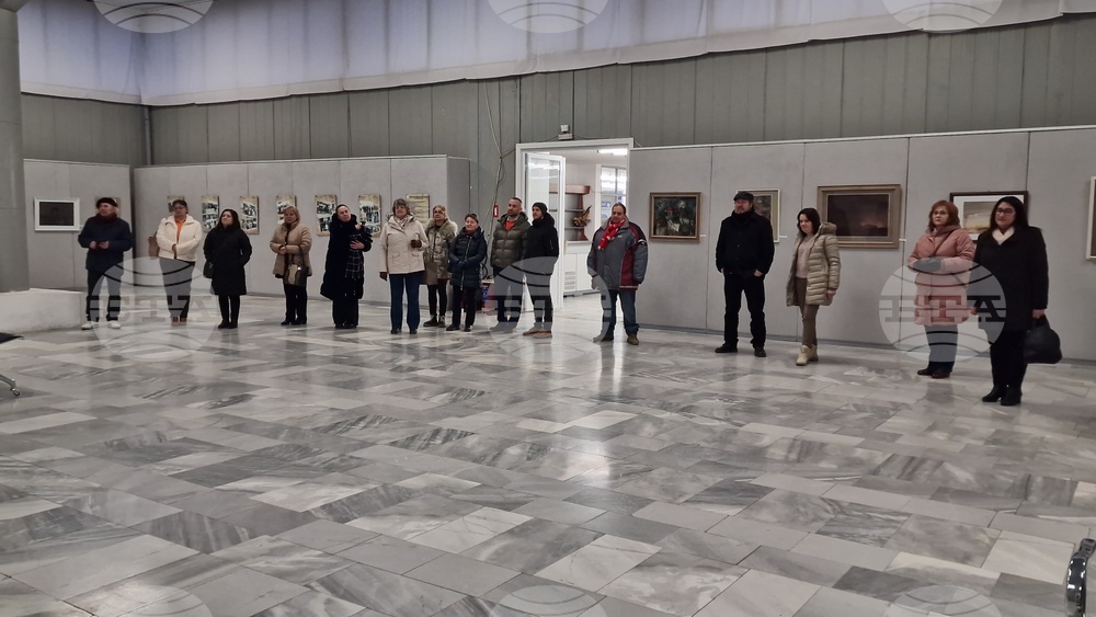 Търговище - „Художници-галеристи“ - изложба