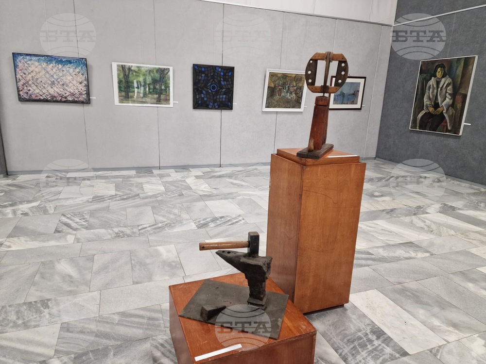 Търговище - „Художници-галеристи“ - изложба