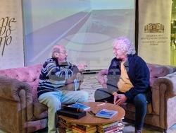 Представяне на новите книги на Светозар Арнаудов- Зари в литературен клуб "Перото". Снимка: Емануел Смърков/БТА