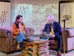 Представяне на новите книги на Светозар Арнаудов- Зари в литературен клуб "Перото". Снимка: Емануел Смърков/БТА