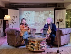 Представяне на новите книги на Светозар Арнаудов- Зари в литературен клуб "Перото". Снимка: Емануел Смърков/БТА