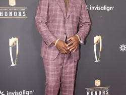 Super Bowl Honors Football