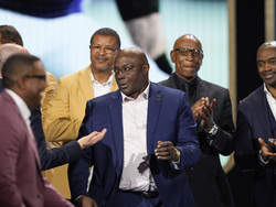 Super Bowl Honors Football