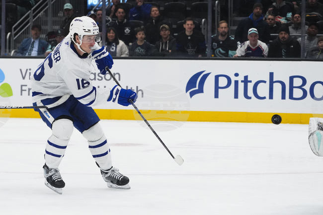 Отборът на Вегас Голдън Найтс привлече нападателя Мич Марнър