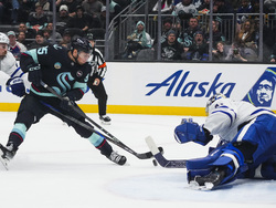Maple Leafs Kraken Hockey