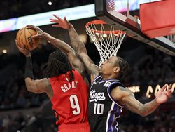 Kings Trail Blazers Basketball