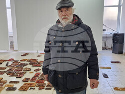 Шумен - школа "Дърворезба" - Ангел Минчев - изложба