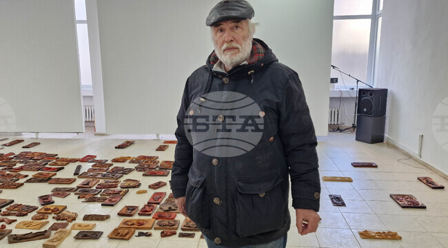 Шумен - школа "Дърворезба" - Ангел Минчев - изложба