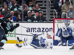 Maple Leafs Kraken Hockey