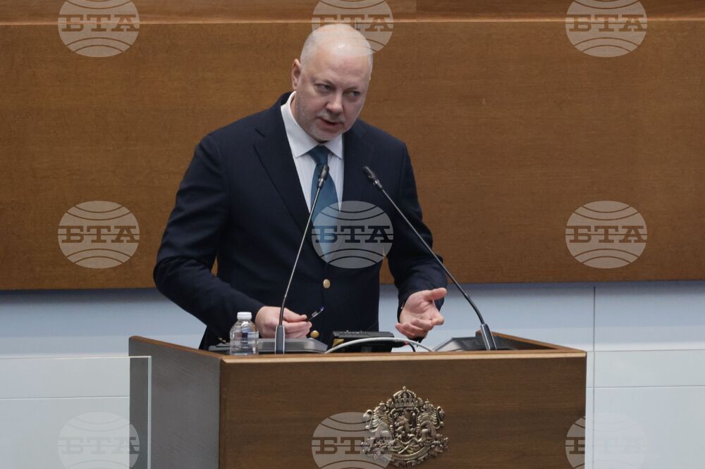 Парламент - парламентарен контрол