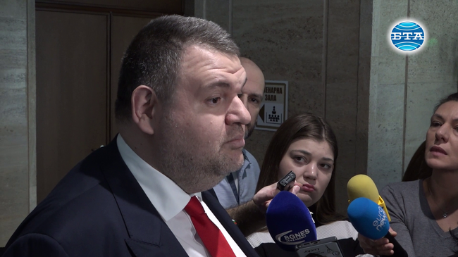 Според Делян Пеевски трябва да се забрани вносът на вейпове от някои държави и да се затегне контролът какво се продава