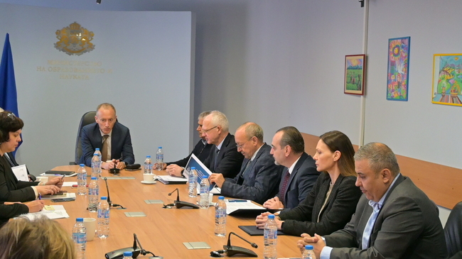 Education Minister, Employers' Association Discuss Need for Urgent Education Reforms