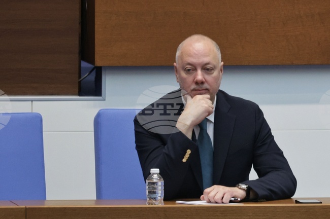 Политиката на правителството е да има равна ДДС ставка за всички стоки и услуги, каза премиерът Росен Желязков