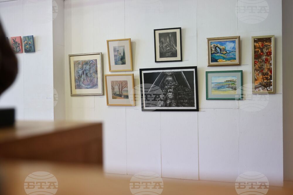 Бургас - Дружество на бургаските художници - изложба - базар