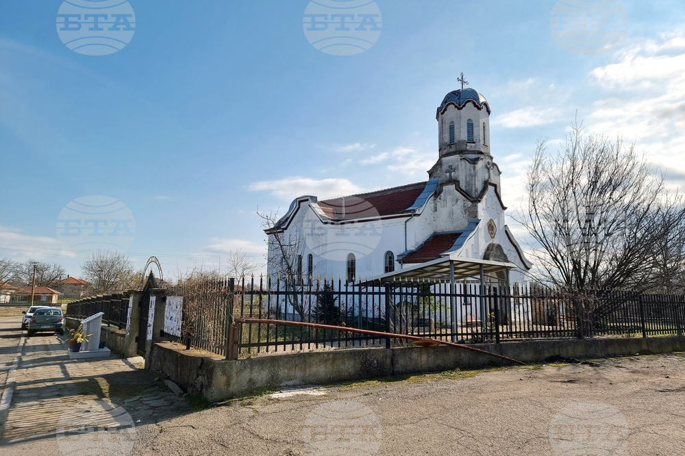 Село Млекарево - храм „Св. Архангел Михаил”
