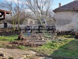 Село Бял кладенец - църква "Св. Димитър"