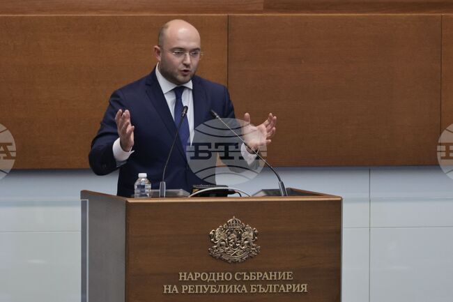 Искаме до края на годината всеки областен град да е с център за консултации за пострадали от домашно насилие, каза министър Георги Георгиев