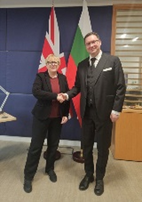 Работни срещи на министър Даниел Митов в Обединеното кралство