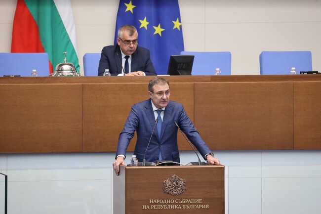 Министър Гуцанов: Необходими са спешни координирани действия на всички институции за подкрепа на пострадалите от домашно насилие