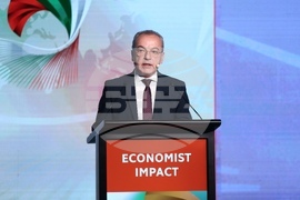 „Светът през 2023“ - Гълъб Донев