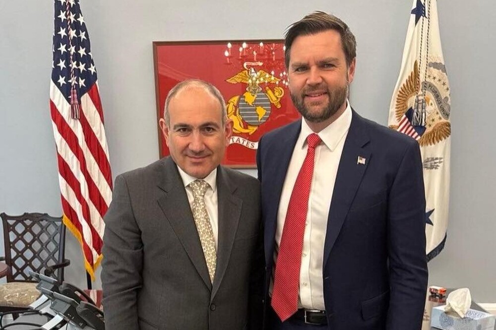 АРМЕНПРЕС: Арменският премиер се срещна с вицепрезидента на САЩ във Вашингтон