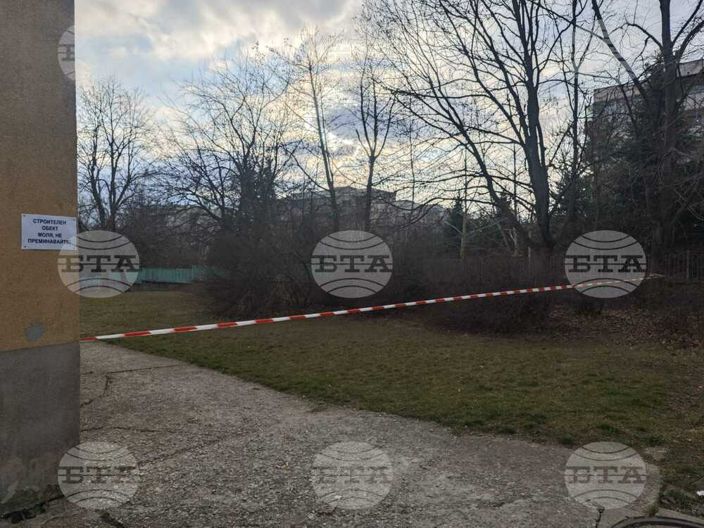 С държавни средства ще бъдат ремонтирани спортни площадки във великотърновското средно училище “Вела Благоева“