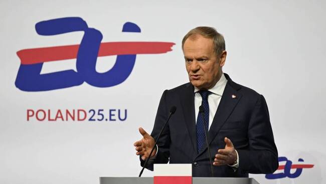 ПАП: Туск уведоми Урсула фон дер Лайен, че Полша няма да приложи пакта за миграцията на ЕС